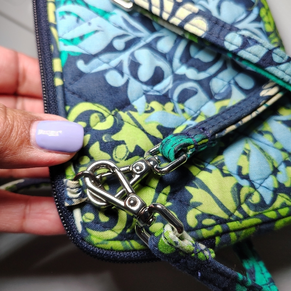Vera Bradley Caribbean Sea Crossbody Wallet Wristlet - Picture 7 of 11